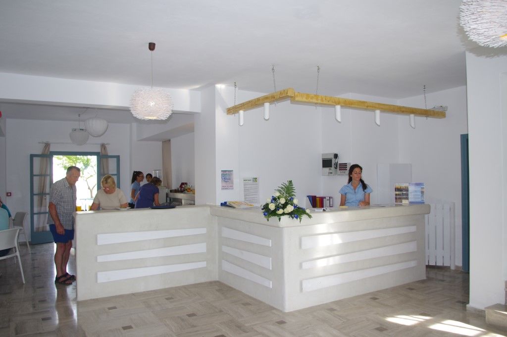 Iris Boutique Hotel Kamári Екстериор снимка