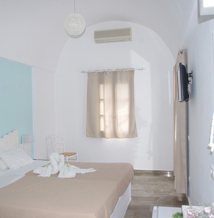 Iris Boutique Hotel Kamári Екстериор снимка