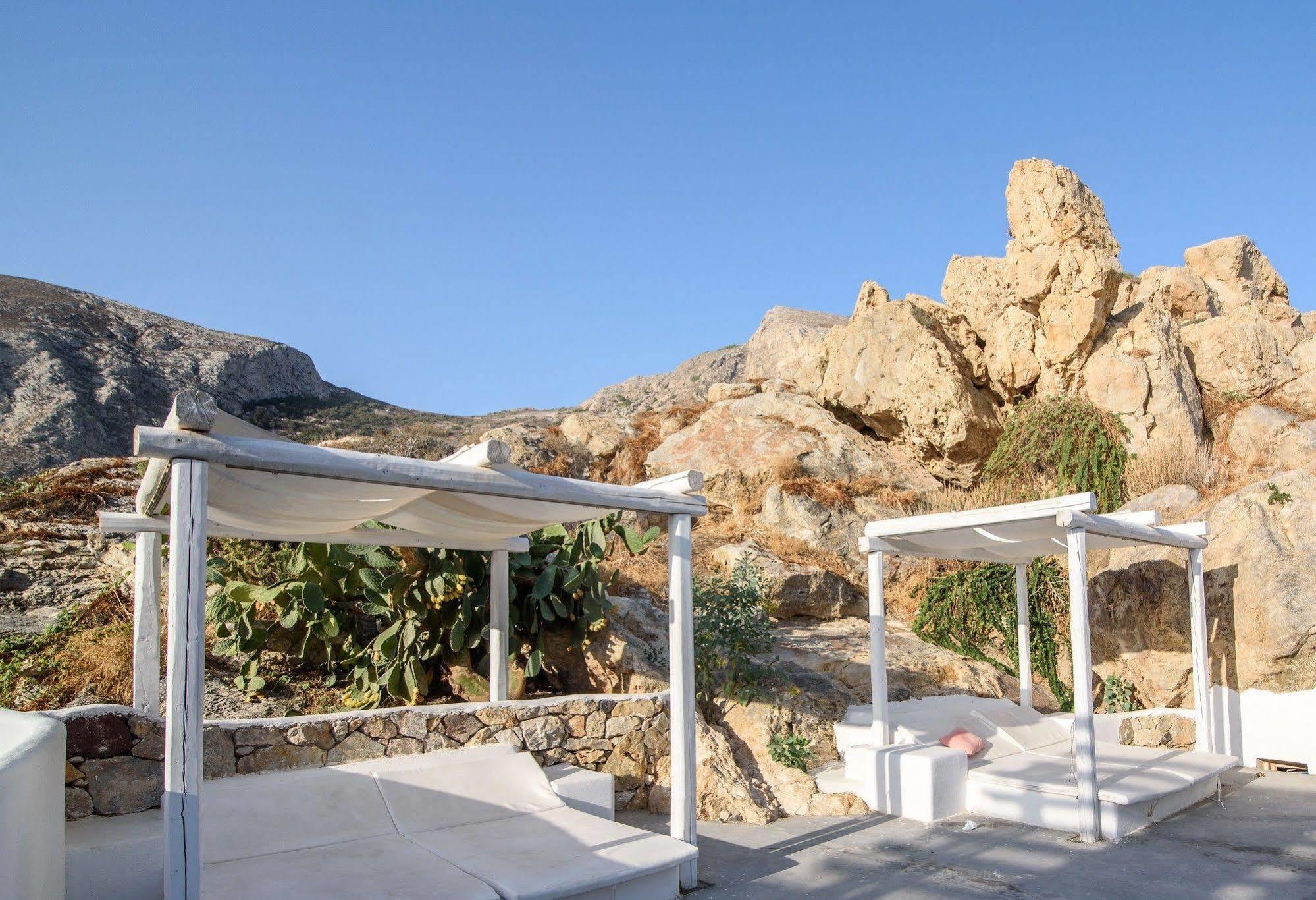 Iris Boutique Hotel Kamári Екстериор снимка